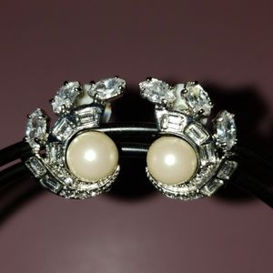 Carolee clips, costume pearl and rhinestones
